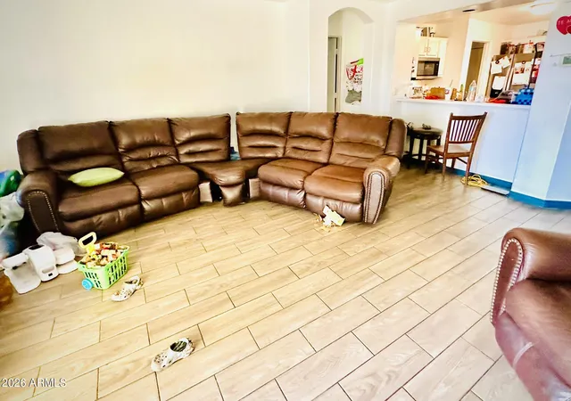 Photo 3 of Single family home for sale at 7567 W Pasadena Ave, Glendale, AZ 85303 | MLS# 7058480 | Listing updated on 2026-08-11