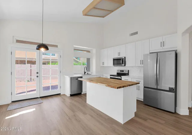 Photo 2 of Single family home for sale at 138 W El Freda Rd, Tempe, AZ 85284 | MLS# 7058490 | Listing updated on 2026-08-23