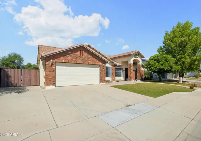 Photo 3 of Single family home for sale at 4248 S Emery, Mesa, AZ 85212 | MLS# 7058661 | Listing updated on 2026-09-01