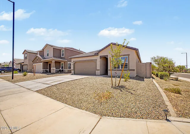 Photo 4 of Sale Pending at 24261 W Hidalgo Ave, Buckeye, AZ 85326 | MLS# 7058608 | Listing updated on 2026-09-01