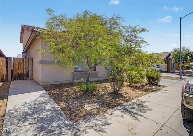 5th image of 10155 W Golden Ln, Peoria, AZ 85345 | MLS# 7058566