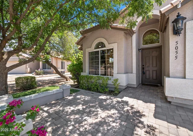 2nd image of 5055 E Hilton Ave, Mesa, AZ 85206 | MLS# 7058638