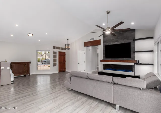 Photo 4 of Single family home for sale at 4537 E Towne Ln, Gilbert, AZ 85234 | MLS# 7059291 | Listing updated on 2026-08-29