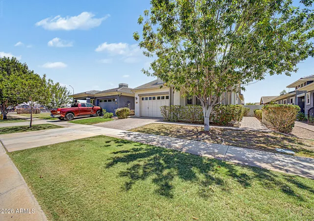 Photo 3 of Single family home for sale at 3161 E Bloomfield Pkwy, Gilbert, AZ 85296 | MLS# 7058691 | Listing updated on 2026-09-15