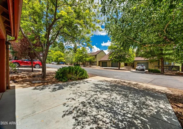Photo 3 of Sale Pending at 3186 E Rainbow Ln, Pinetop, AZ 85935 | MLS# 7058787 | Listing updated on 2026-08-21