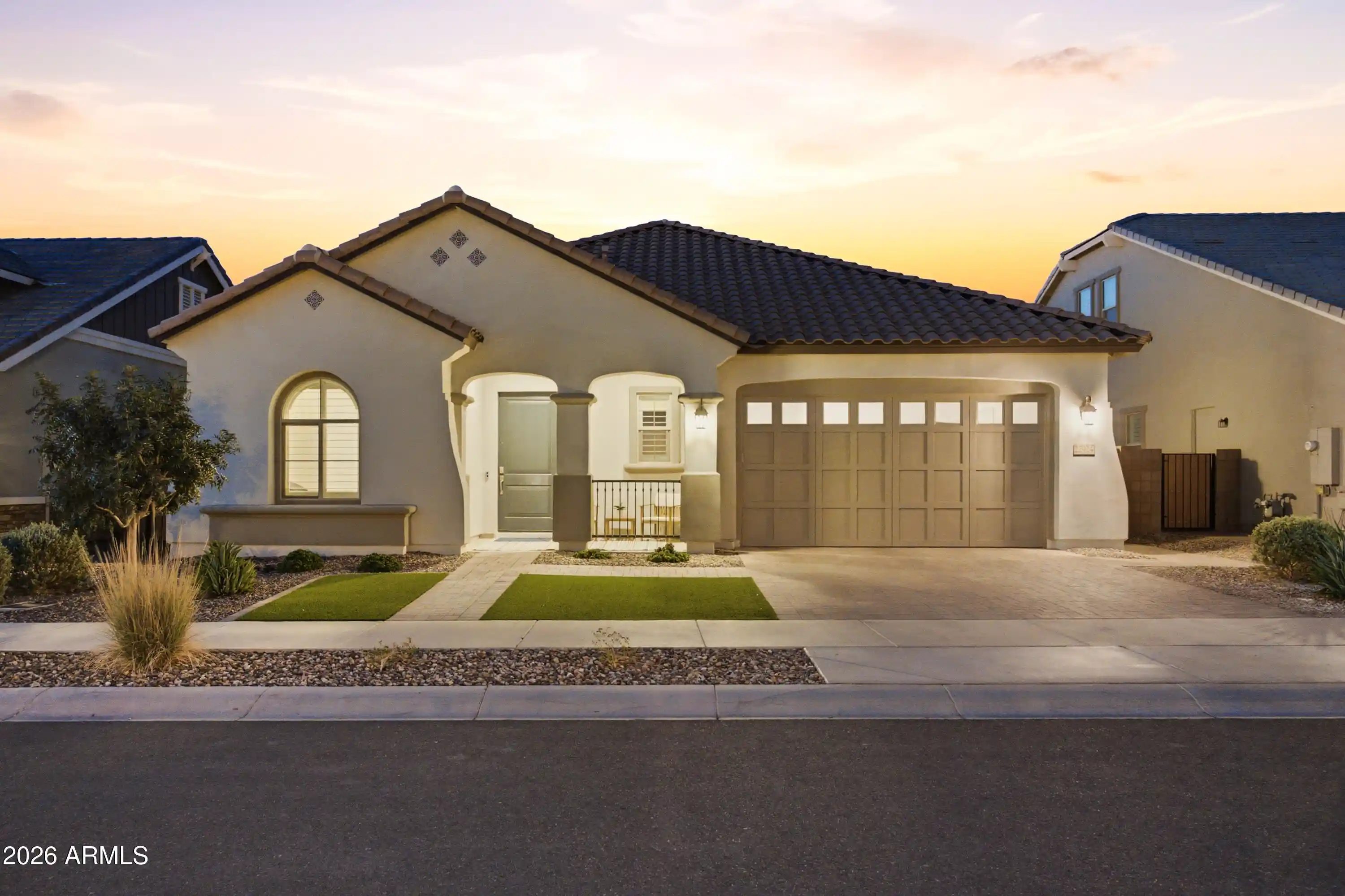 Photo 1 of Single family home for sale at 22924 E Reins Rd, Queen Creek, AZ 85142 | MLS# 7066036 | Listing updated on 2026-10-01