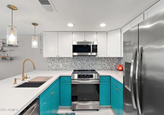 3rd image of 122 S Hardy Dr, Tempe, AZ 85281