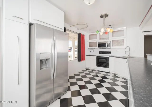 Photo 1 of Single family home for sale at 2919 W Mandalay Ln, Phoenix, AZ 85053 | MLS# 7058754 | Listing updated on 2026-09-21