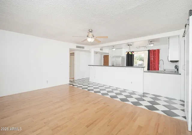 Photo 2 of Single family home for sale at 2919 W Mandalay Ln, Phoenix, AZ 85053 | MLS# 7058754 | Listing updated on 2026-09-21
