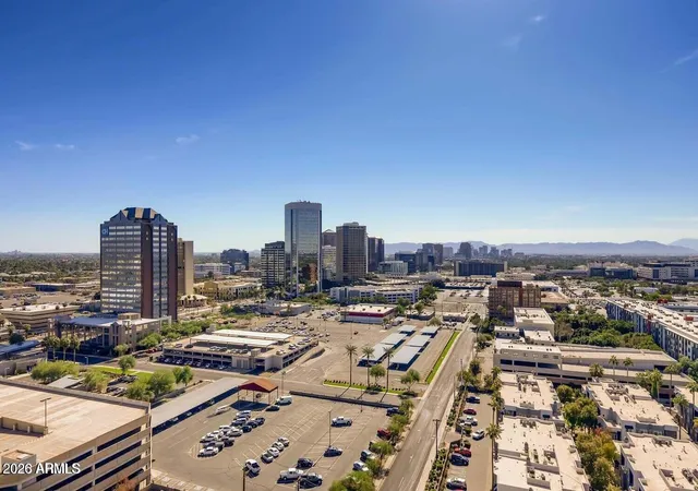 2nd image of 207 W Clarendon Ave, Phoenix, AZ 85013
