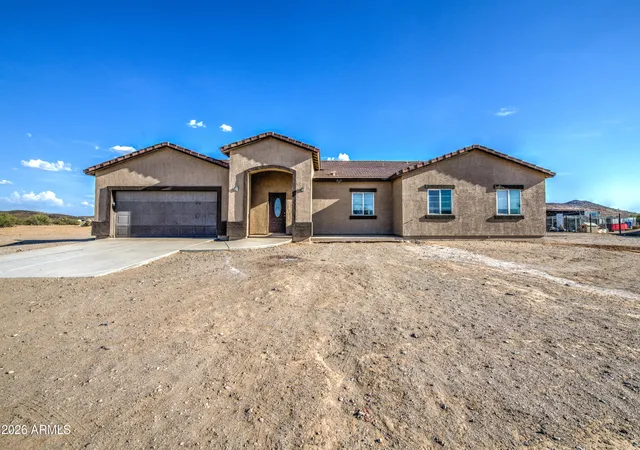 Photo 3 of Single family home for sale at 39425 W Buckeye Rd, Tonopah, AZ 85354 | MLS# 7059178 | Listing updated on 2026-07-30