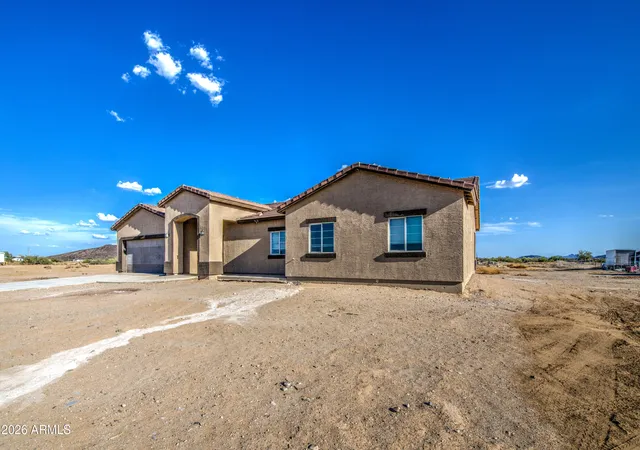 Photo 4 of Single family home for sale at 39425 W Buckeye Rd, Tonopah, AZ 85354 | MLS# 7059178 | Listing updated on 2026-07-30