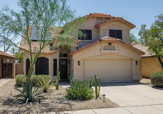 2nd image of 4323 E Lone Cactus Dr, Phoenix, AZ 85050 | MLS# 7066081