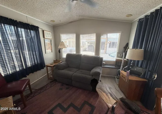 4th image of 1073 S Seneca Dr, Apache Junction, AZ 85119 | MLS# 7058859
