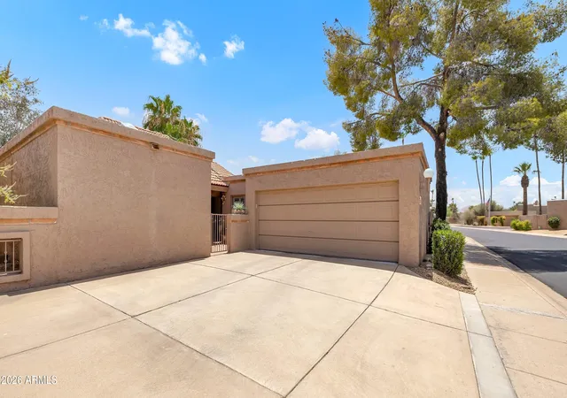 Photo 3 of Sale Pending at 12611 N 41St Pl, Phoenix, AZ 85032 | MLS# 7061279 | Listing updated on 2026-09-02