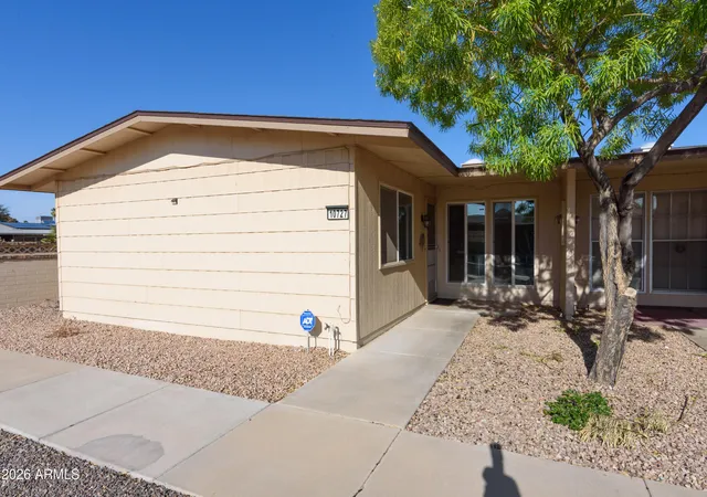 Photo 2 of Townhouse for sale at 10727 W Santa Fe Dr, Sun City, AZ 85351 | MLS# 7073072 | Listing updated on 2026-09-12