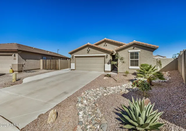 Photo 4 of Sale Pending at 4530 E Longhorn St, San Tan Valley, AZ 85140 | MLS# 7061152 | Listing updated on 2026-09-02