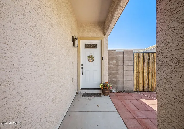 Photo 3 of Single family home for sale at 5614 S 26th Place, Phoenix, AZ 85040 | MLS# 7060324 | Listing updated on 2026-10-03