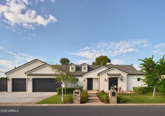 Photo 1 of Single family home for sale at 3602 E Highland Ave, Phoenix, AZ 85018 | MLS# 7084349 | Listing updated on 2026-10-30