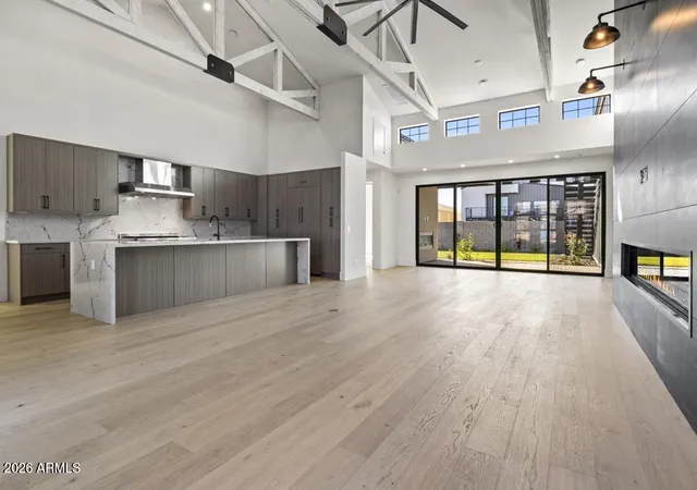 4th image of 8425 S 10Th Ln #1, Phoenix, AZ 85041 | MLS# 7060970