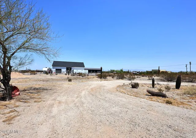 Photo 3 of Manufactured home for sale at 34800 N Bell Rd, Queen Creek, AZ 85144 | MLS# 7059016 | Listing updated on 2026-08-11