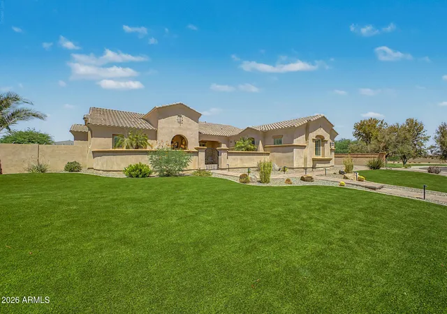 1st image of 7446 S Tucana Ln, Gilbert, AZ 85298 | MLS# 7059285