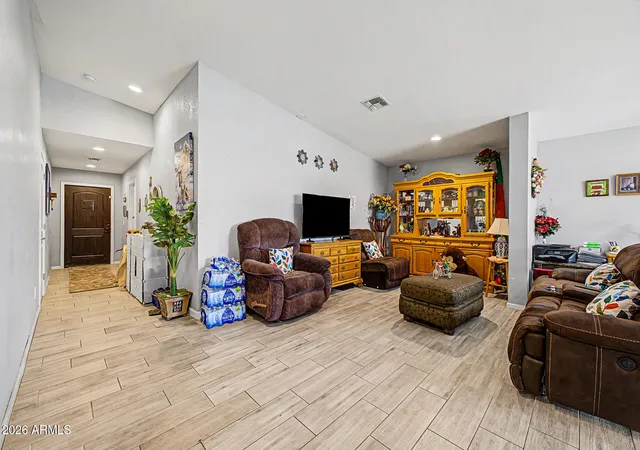 Photo 4 of Single family home for sale at 1939 E Encinas Ln, Phoenix, AZ 85040 | MLS# 7059130 | Listing updated on 2026-09-20