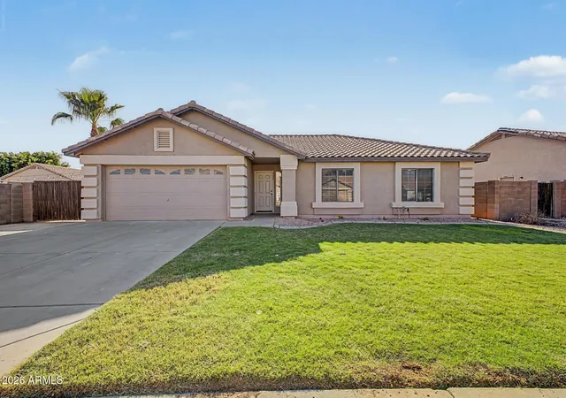 Photo 2 of Single family home for sale at 2228 S Banning St, Gilbert, AZ 85295 | MLS# 7060162 | Listing updated on 2026-09-17