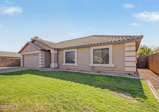 Photo 3 of Single family home for sale at 2228 S Banning St, Gilbert, AZ 85295 | MLS# 7060162 | Listing updated on 2026-09-17