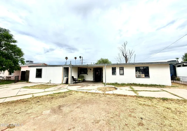 1st image of 3248 E Holly St, Phoenix, AZ 85008 | MLS# 7059779