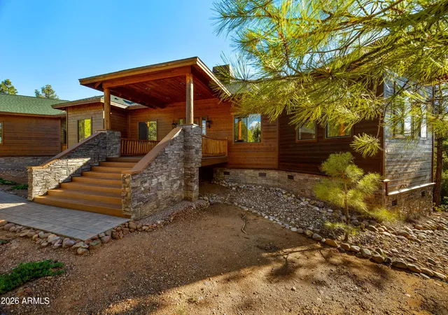 Photo 2 of Single family home for sale at 1600 S Vine Maple Ln, Show Low, AZ 85901 | MLS# 7059069 | Listing updated on 2026-08-11