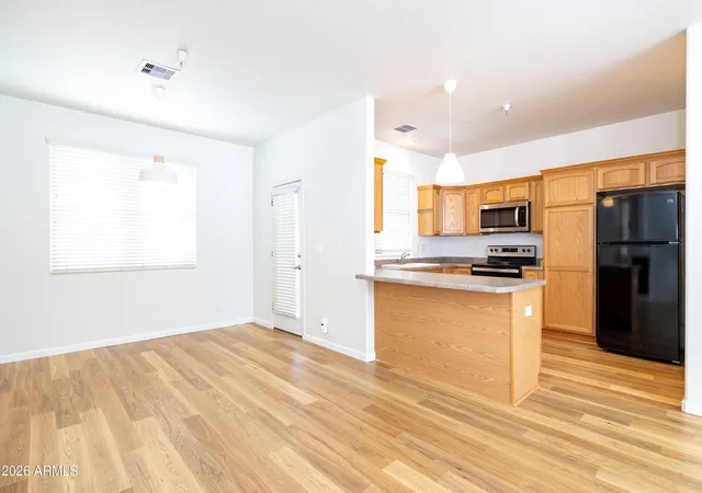 Photo 3 of Townhouse for sale at 2376 W Silverton Dr, Flagstaff, AZ 86001 | MLS# 7059448 | Listing updated on 2026-08-11