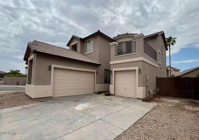 Photo 3 of Sale Pending at 43339 W Rio Bravo Dr, Maricopa, AZ 85138 | MLS# 7059401 | Listing updated on 2026-08-31