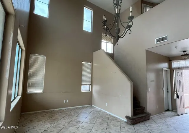 Photo 4 of Sale Pending at 43339 W Rio Bravo Dr, Maricopa, AZ 85138 | MLS# 7059401 | Listing updated on 2026-08-31