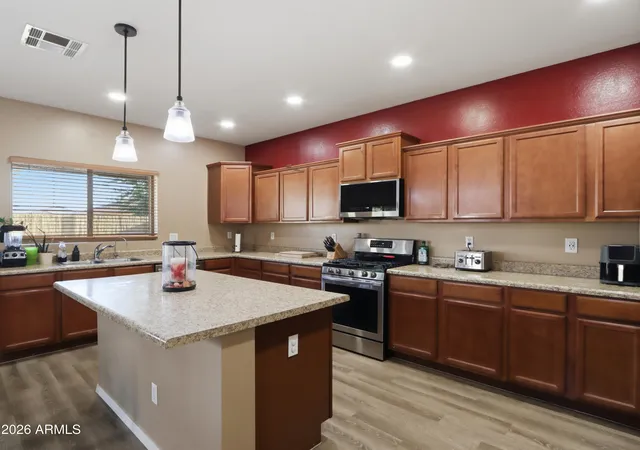 Photo 4 of Single family home for sale at 17789 W Columbine Dr, Surprise, AZ 85388 | MLS# 7059151 | Listing updated on 2026-09-24