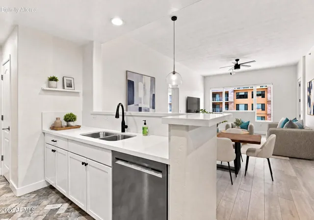 5th image of 16 W Encanto Blvd #415, Phoenix, AZ 85003 | MLS# 7061193
