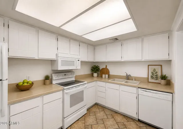 3rd image of 4201 E Camelback Rd, Scottsdale, AZ 85018