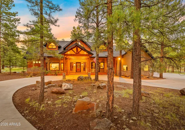 2nd image of 3360 N Antler Xing, Flagstaff, AZ 86001 | MLS# 7059282