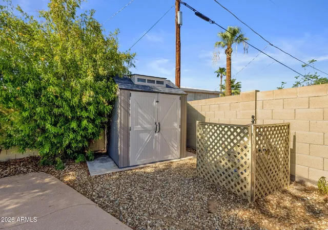 33rd image of 3314 E Holly St, Phoenix, AZ 85008 | MLS# 7059878