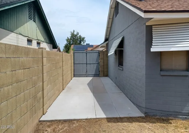 Photo 1 of Single family home for sale at 6533 W Altadena Ave, Glendale, AZ 85304 | MLS# 7060590 | Listing updated on 2026-09-16