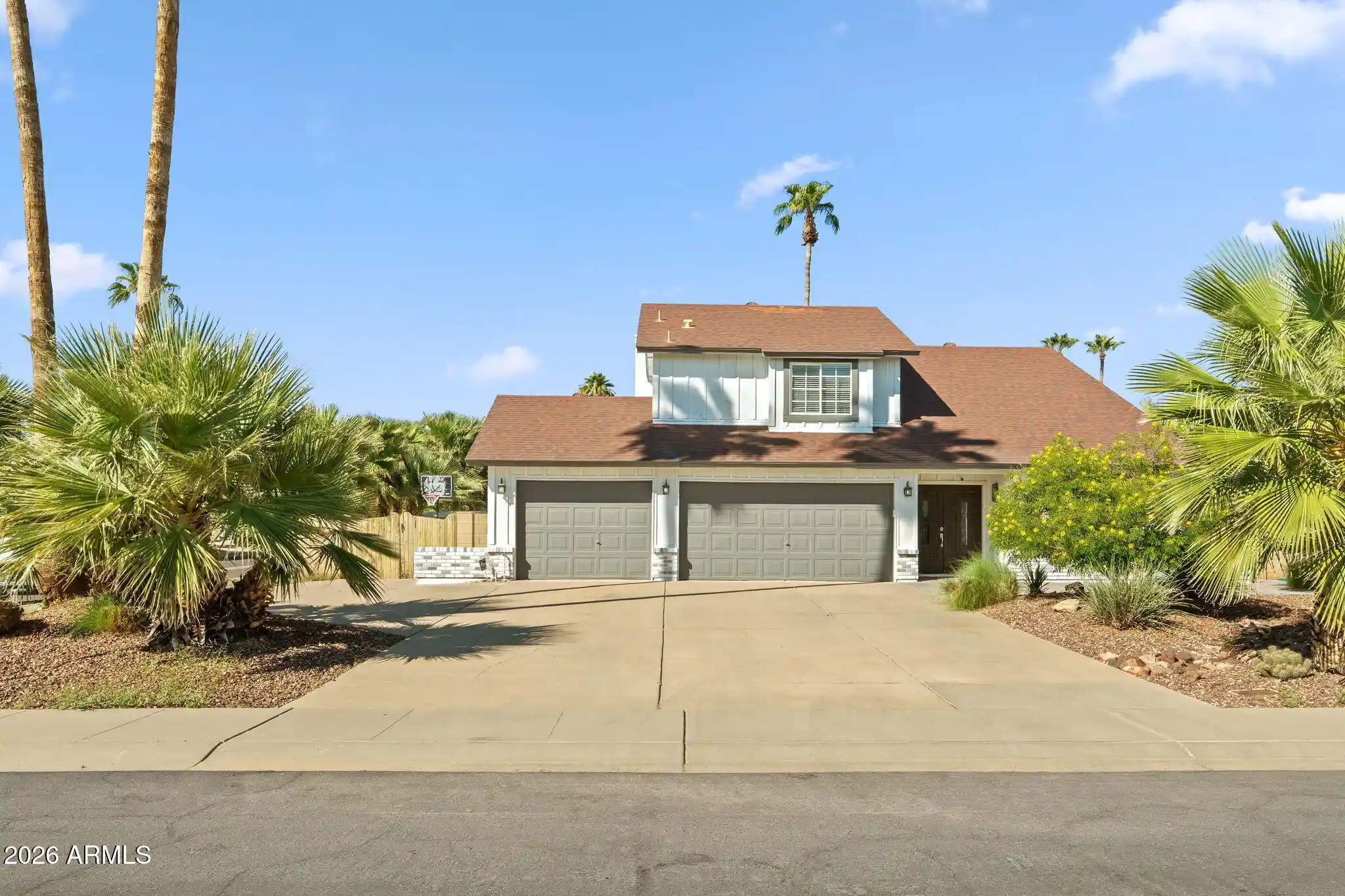 Photo 1 of Sale Pending at 4602 E Grandview Rd, Phoenix, AZ 85032 | MLS# 7091412 | Listing updated on 2026-10-12