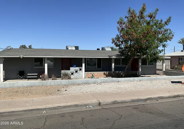 Townhouse for sale at 10648 N 15th Avenue, Phoenix, AZ 85029 | MLS# 7059467