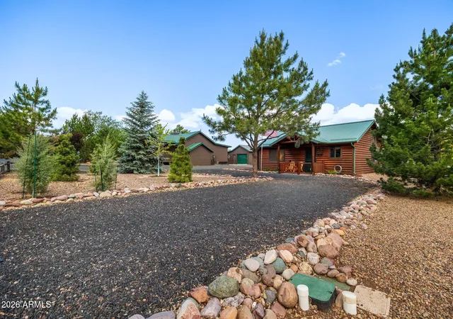 2nd image of 2336 Buffalo Loop N, Overgaard, AZ 85933 | MLS# 7060152