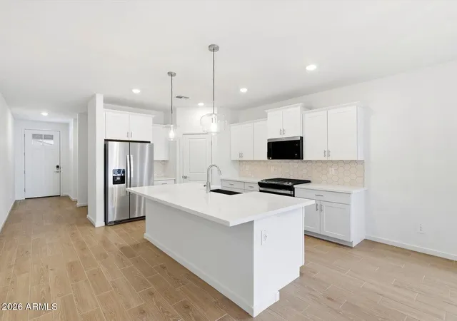 4th image of 17842 W Washington St, Goodyear, AZ 85338 | MLS# 7059213