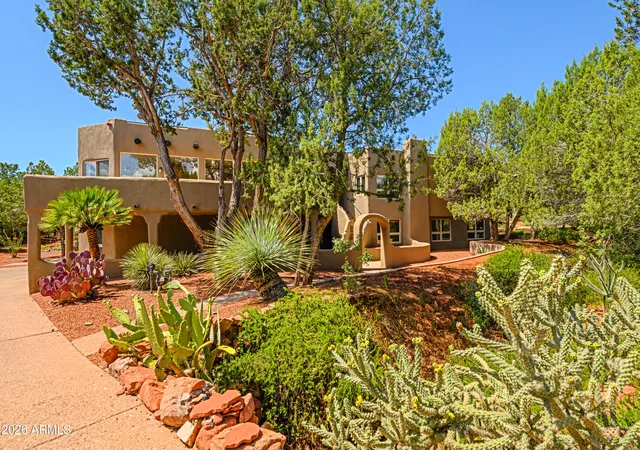 Photo 1 of Single family home for sale at 385 Foothills S Dr, Sedona, AZ 86336 | MLS# 7059279 | Listing updated on 2026-09-02
