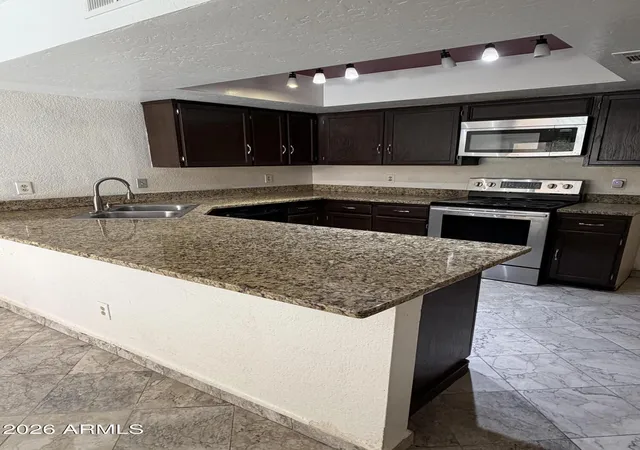 3rd image of 4545 N 67Th Ave #1415, Phoenix, AZ 85033 | MLS# 7061016