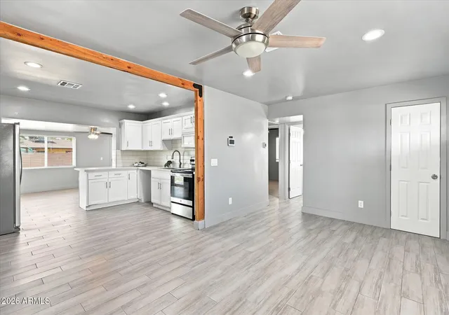 3rd image of 2921 W Turney Ave, Phoenix, AZ 85017 | MLS# 7060706