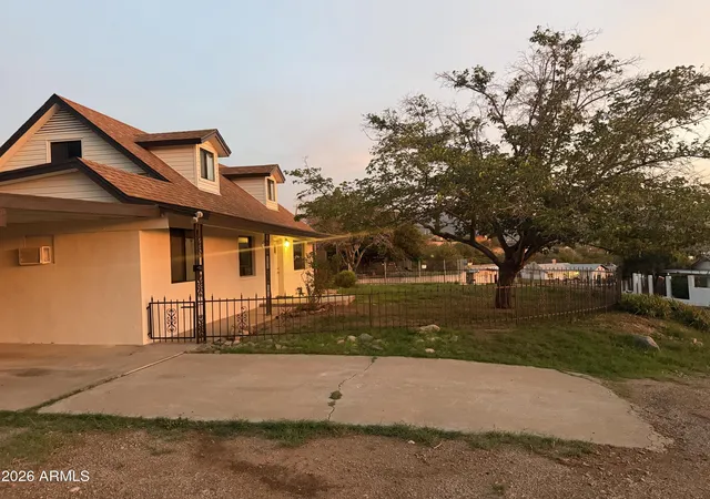 Photo 2 of Single family home for sale at 1402 E Mesquite St, Globe, AZ 85501 | MLS# 7059704 | Listing updated on 2026-08-11