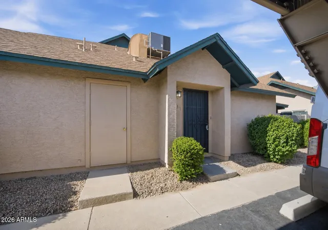 3rd image of 8011 N 49Th Ave, Glendale, AZ 85302 | MLS# 7059863