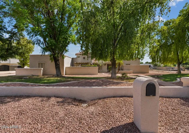 Photo 2 of Sale Pending at 2625 E Page Ave, Gilbert, AZ 85234 | MLS# 7061589 | Listing updated on 2026-09-17